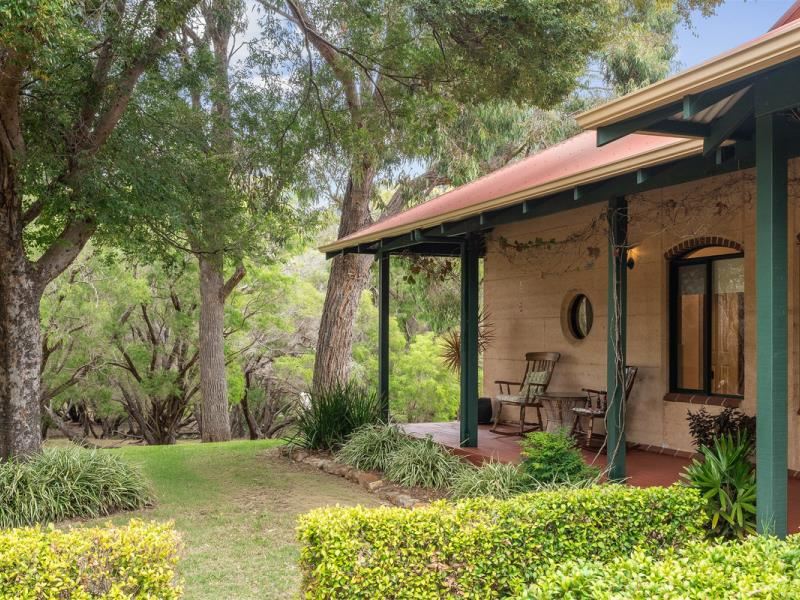 13 Cypress Avenue, Margaret River