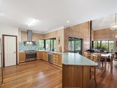 13 Cypress Avenue, Margaret River WA 6285