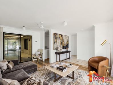 33 Bickner Way, Parmelia WA 6167