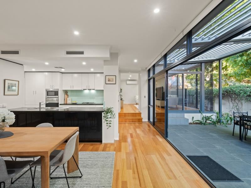 43 Coral Tree Avenue, Subiaco