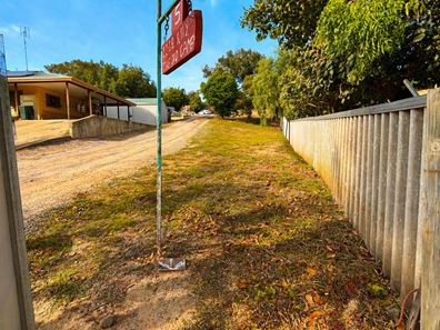 5 Clarkson Street, Port Denison WA 6525