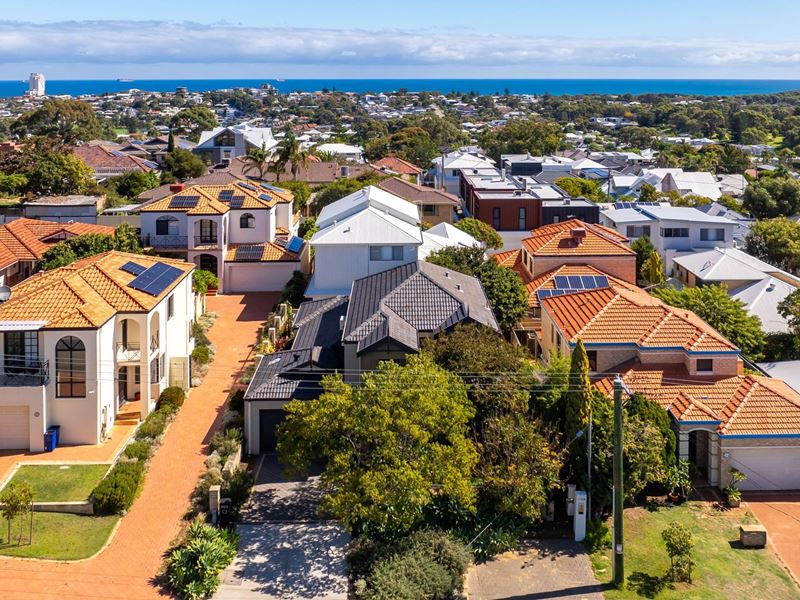 119 Grand Promenade, Doubleview