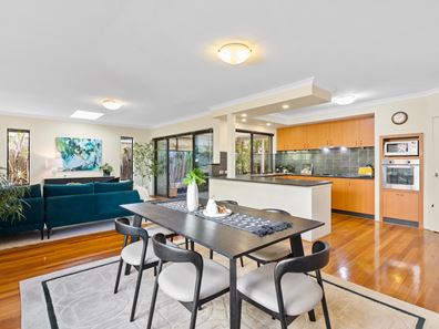 119 Grand Promenade, Doubleview WA 6018