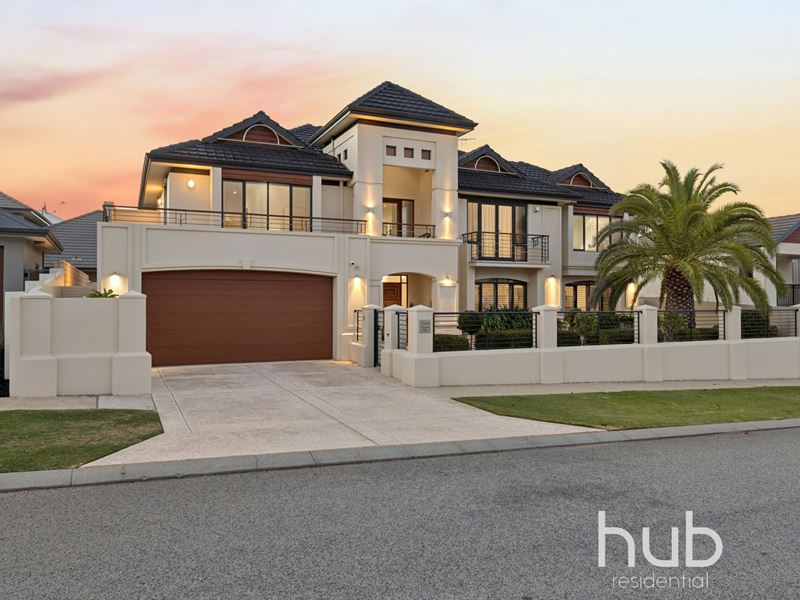 4 Canarias Way, Hillarys WA 6025