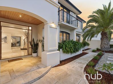 4 Canarias Way, Hillarys WA 6025