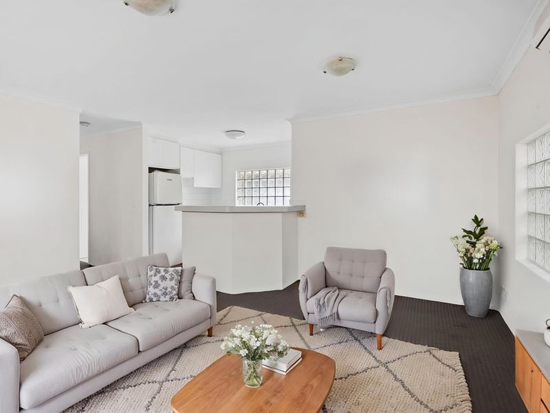 4/15 Egham Road, Burswood WA 6100