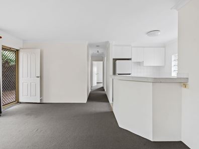 4/15 Egham Road, Burswood WA 6100
