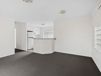 4/15 Egham Road, Burswood WA 6100