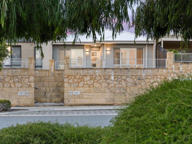 47 Santorini Boulevard, Coogee WA 6166