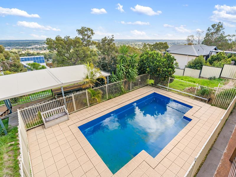 12 Sapphire Court, Mount Richon