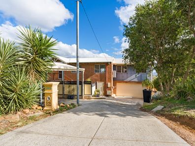 12 Sapphire Court, Mount Richon WA 6112
