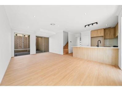 3/6 Shaw Place, Innaloo WA 6018