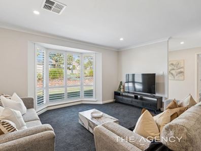 10 Lakevalley Drive, Edgewater WA 6027