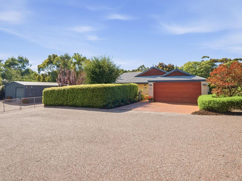 13 Cartland Court, Bedfordale WA 6112