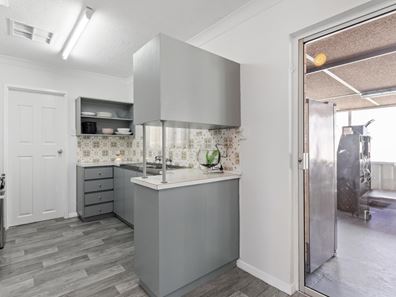 194 Fremantle Road, Gosnells WA 6110
