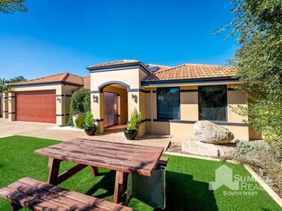 20 Berkeley View, Millbridge WA 6232