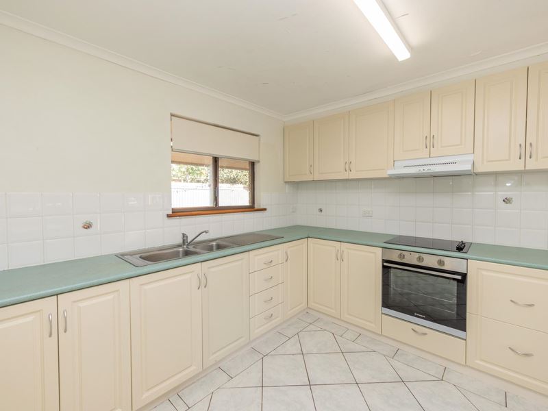 8A Goodwyn Close, Millars Well WA 6714