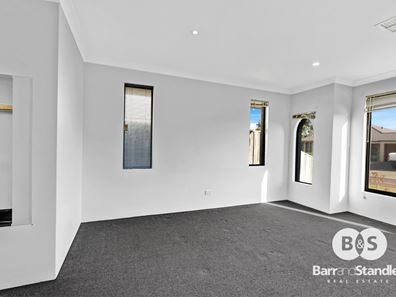 123 Barton Drive, Australind WA 6233