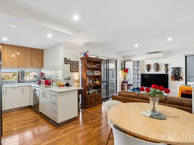 10/16 Sackville Terrace, Scarborough WA 6019