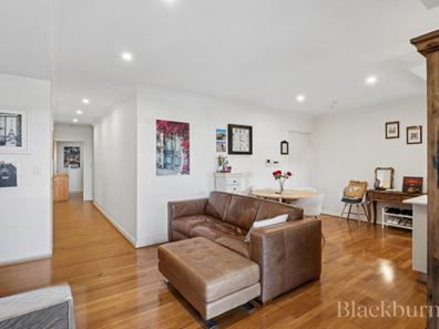 10/16 Sackville Terrace, Scarborough WA 6019
