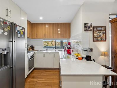 10/16 Sackville Terrace, Scarborough WA 6019