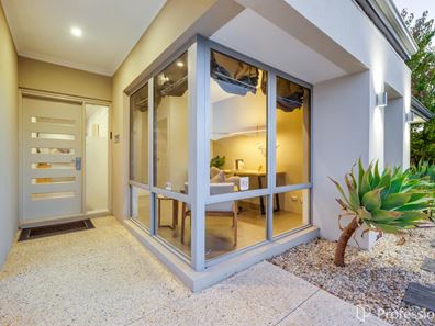 58 Jennapullin Crescent, Ellenbrook WA 6069