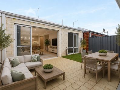 16 Honeybee  Parade, Banksia Grove WA 6031