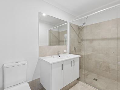 16 Honeybee  Parade, Banksia Grove WA 6031