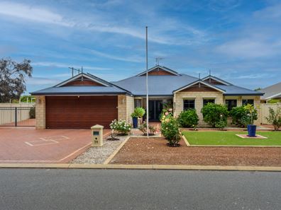 59 Country Road, Pinjarra WA 6208