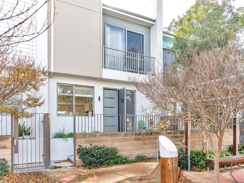 20 Goodrick Loop, Willagee WA 6156