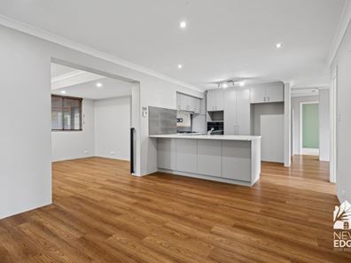 9 Nabberu Loop, Cooloongup WA 6168