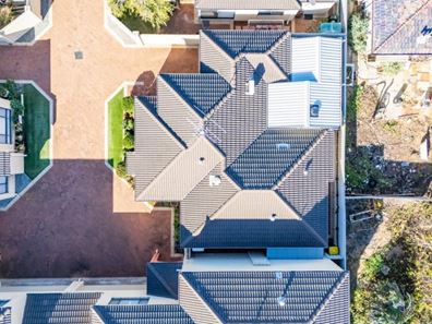 2/6 Churchill Avenue, Dudley Park WA 6210
