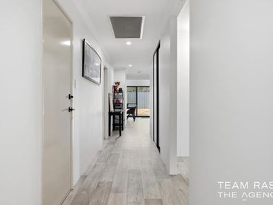 25 Speewah Street, Hilbert WA 6112