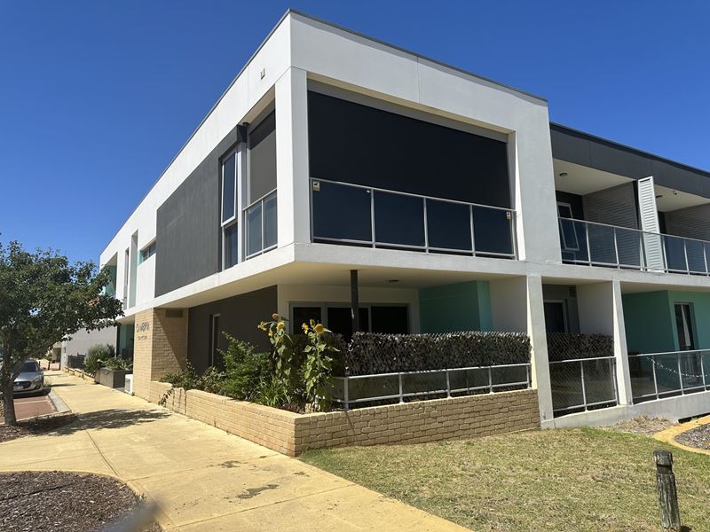 4/144 Celebration Blvd, Clarkson WA 6030