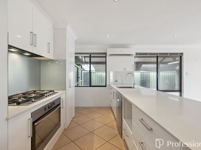 23 Benson Way, High Wycombe WA 6057