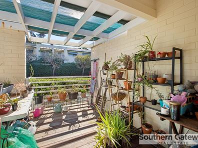 10/16 Jecks Place, Orelia WA 6167