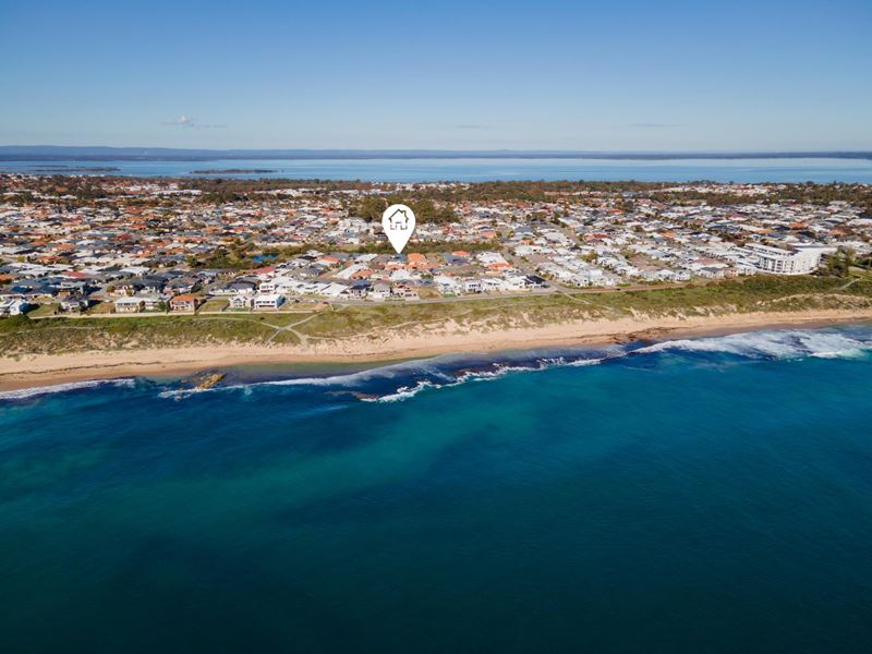 6 Lomatia Ramble, Halls Head WA 6210