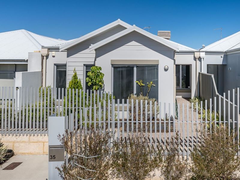 35 Aureate Way, Eglinton WA 6034