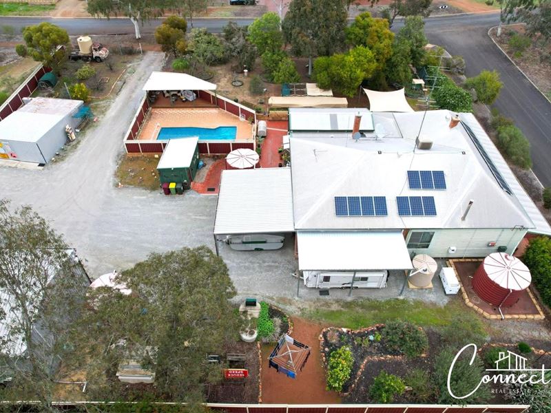 4 George Street, Grass Valley WA 6403