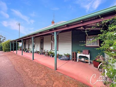 4 George Street, Grass Valley WA 6403