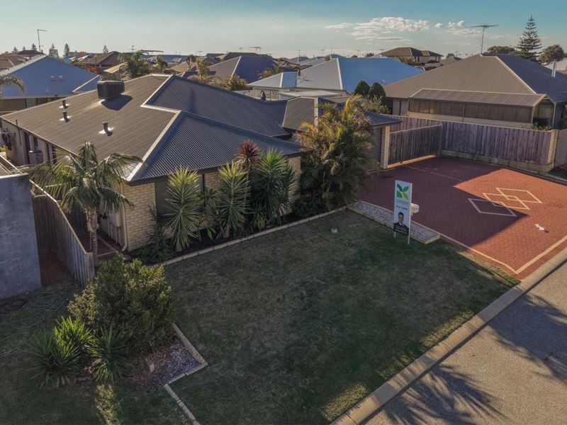 23 Senecio  Way, Halls Head
