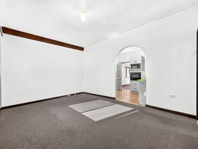 4 Cowcher Way West, Medina WA 6167