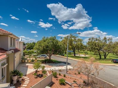 20 Worner Crescent, Karrinyup WA 6018