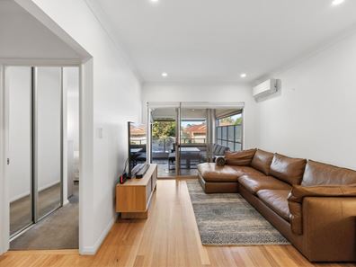 5/50 Boronia Street, Innaloo WA 6018