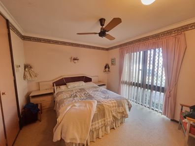 28 Camberwell St, Beckenham WA 6107