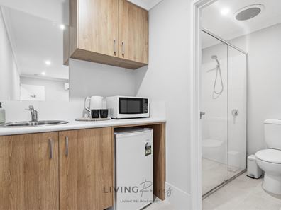 Room/3  18 Alperton Street, Dayton WA 6055