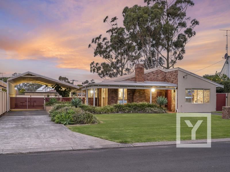 8 Hibernia Close, Dunsborough WA 6281