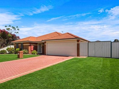 28 Fallon Place, Seville Grove WA 6112