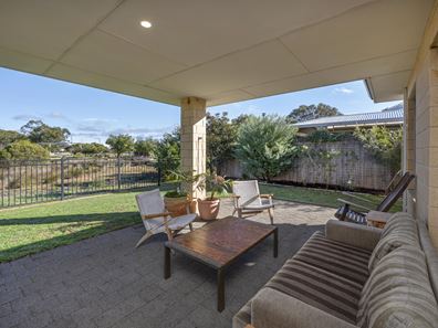 4 Spyglass Cove, Dunsborough WA 6281