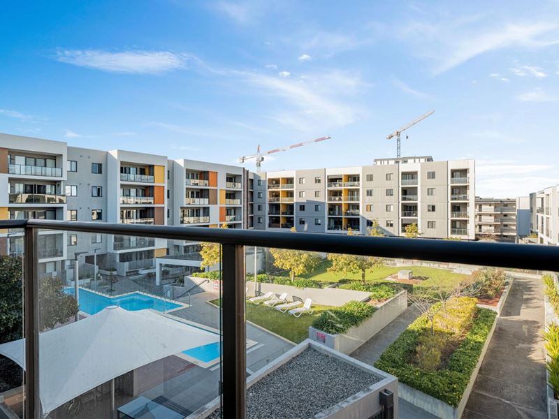 86/16 Midgegooroo Avenue, Cockburn Central WA 6164